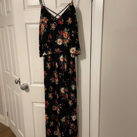 Urban Basics - maxi dress - size large - Brand New - Picture 2 of 7